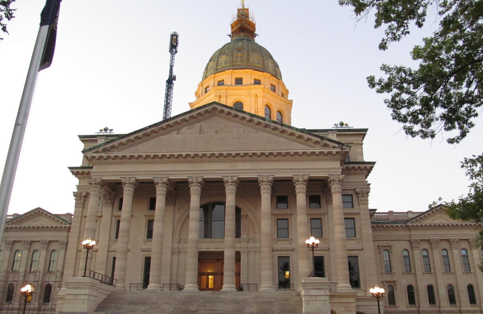 The Kansas State Capitol building. Photo by Doug Kerr