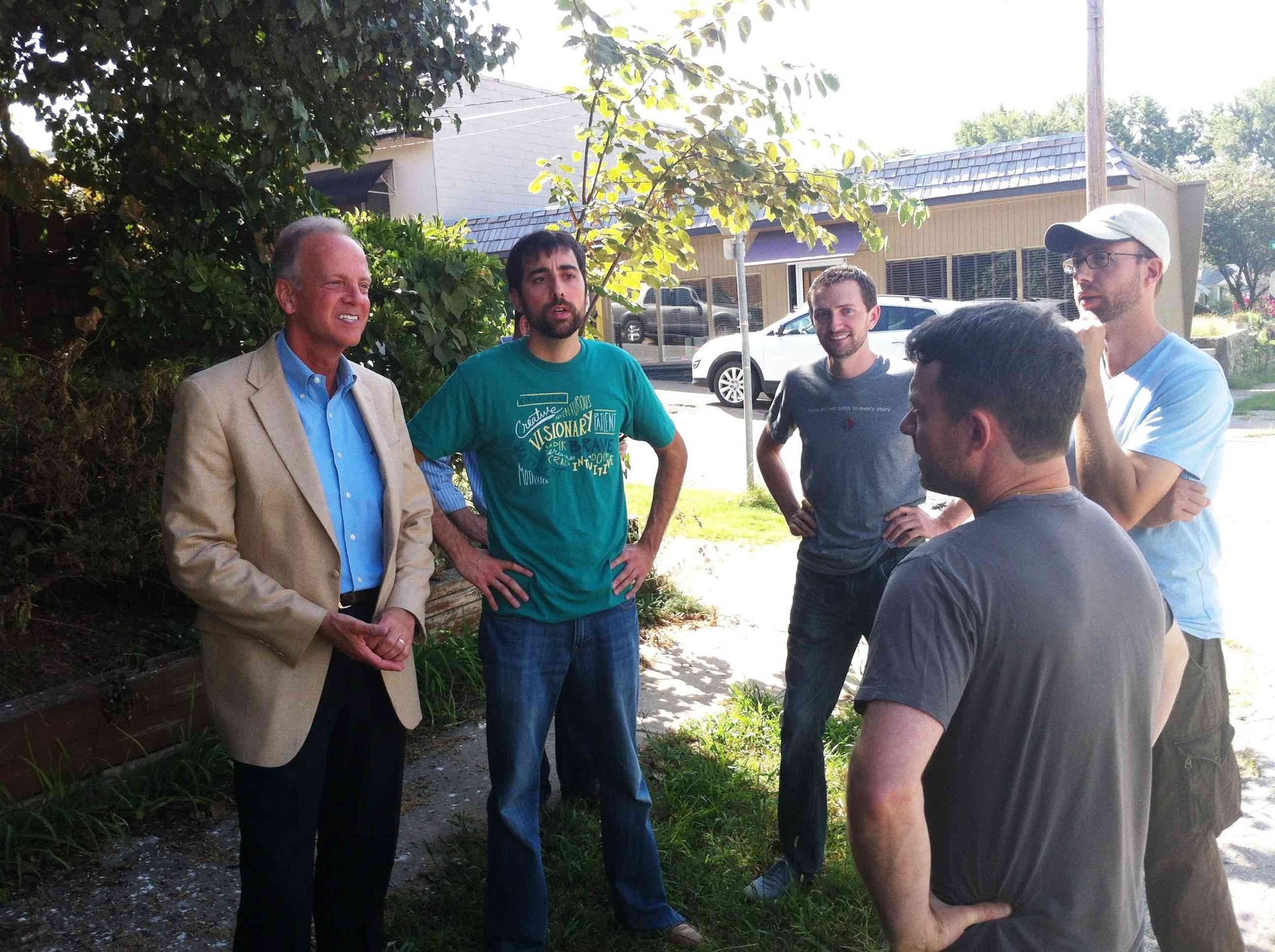 Sen. Moran visiting with entrepreneurs in the Kansas City Startup Village in 2016. 