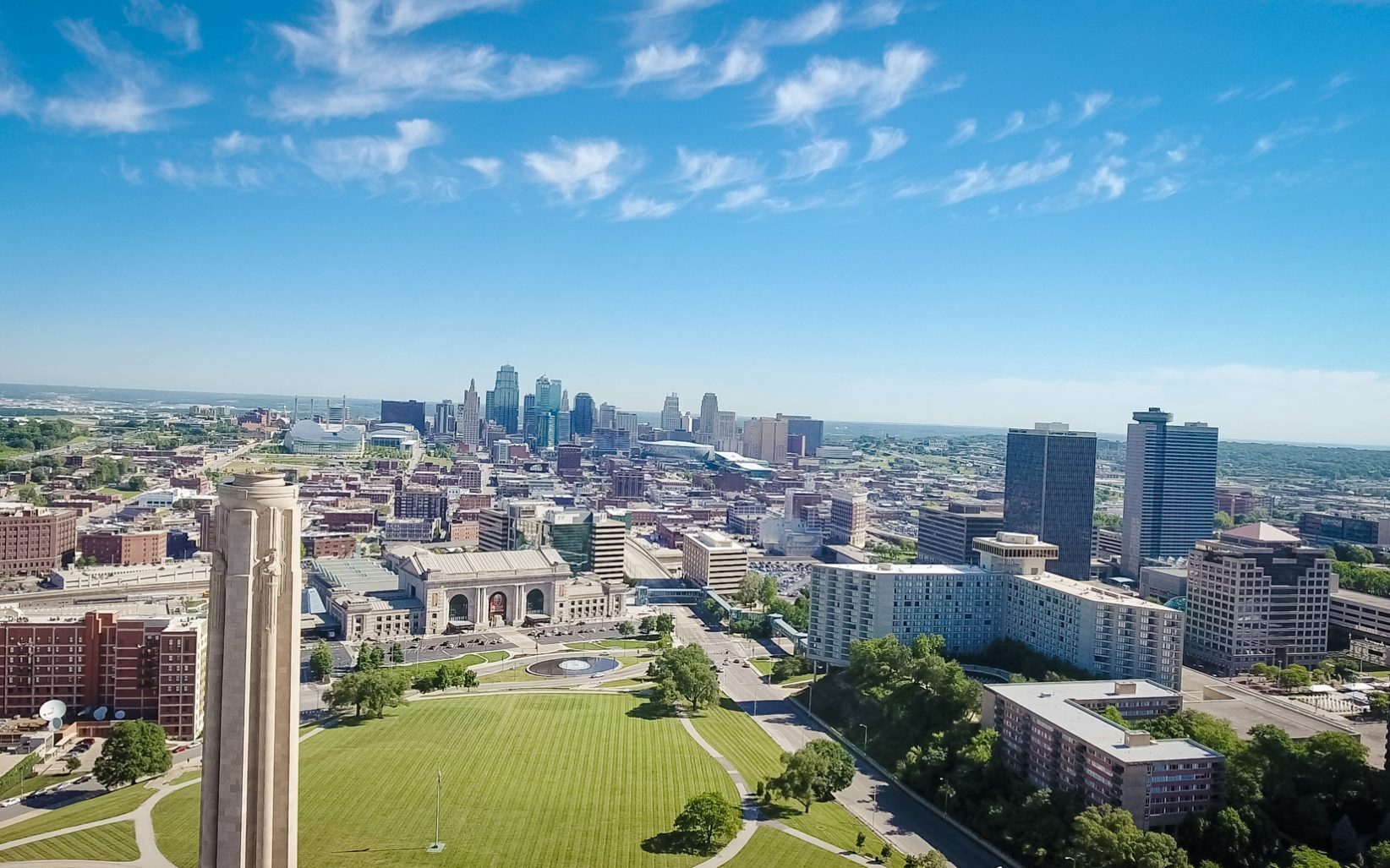 Liberty memorial Kansas City Skyline
