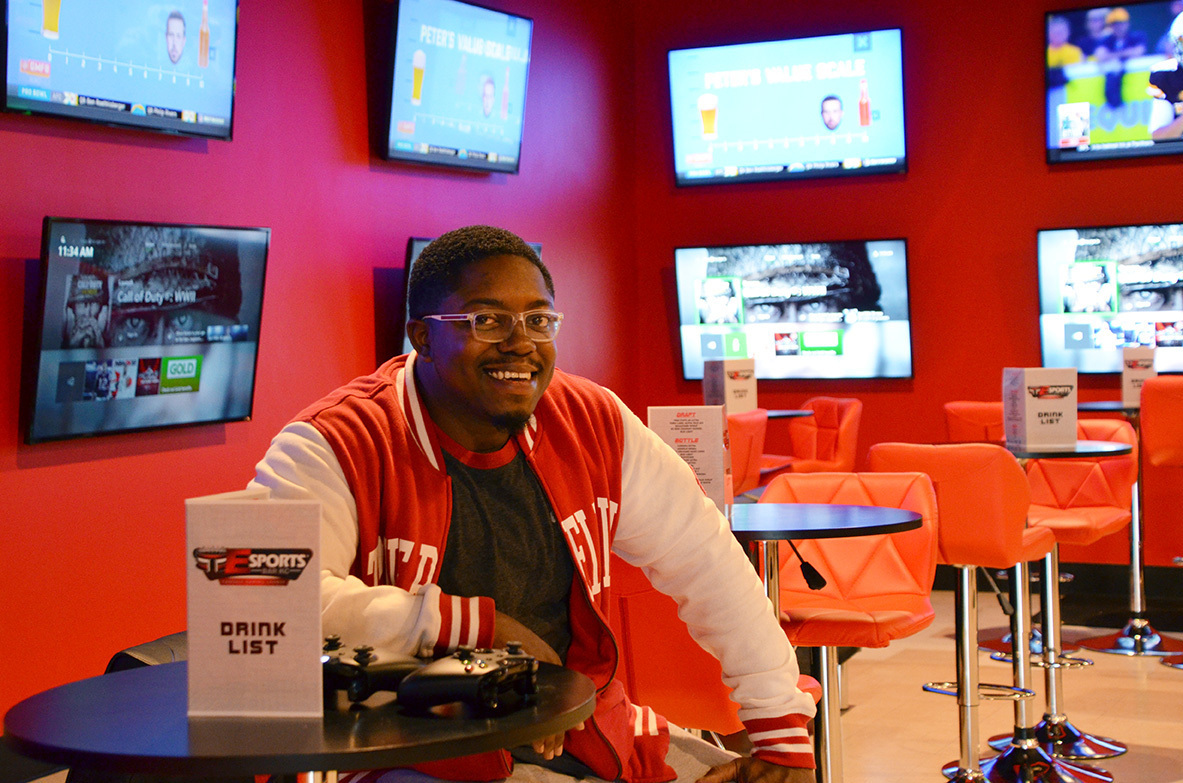 Brandon Williams, E-Sports Bar KC Kansas City gaming