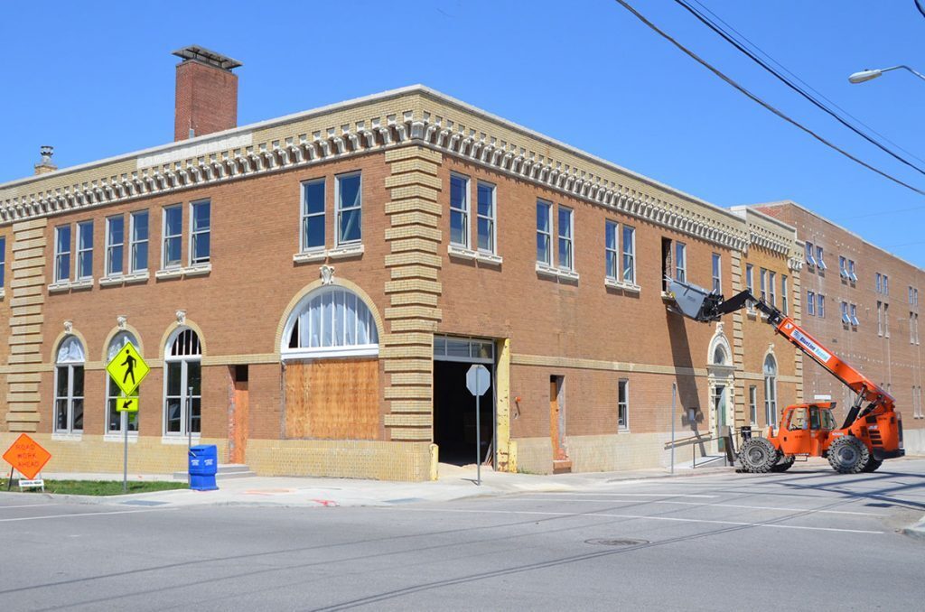 Wonder Shops and Flats