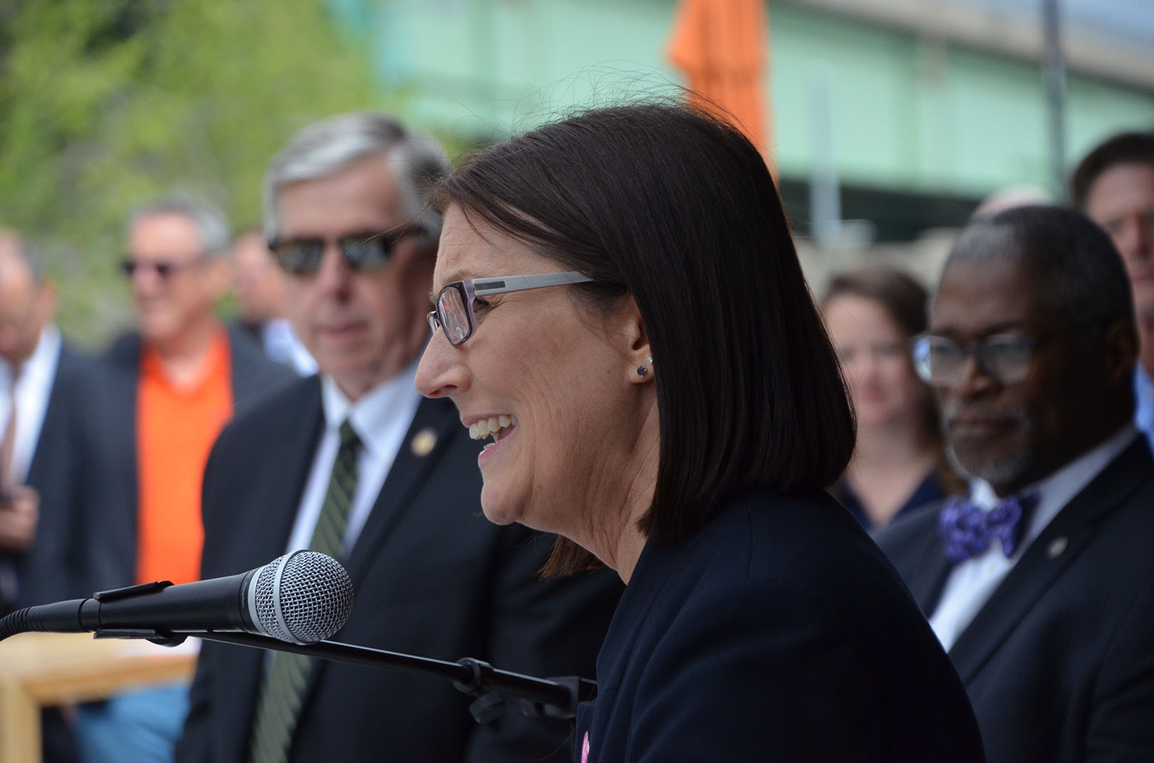 Lisa Tamayo, Scollar