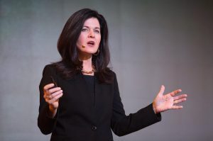 Joni Cobb, Pipeline, photo by Lane Hickenbottom