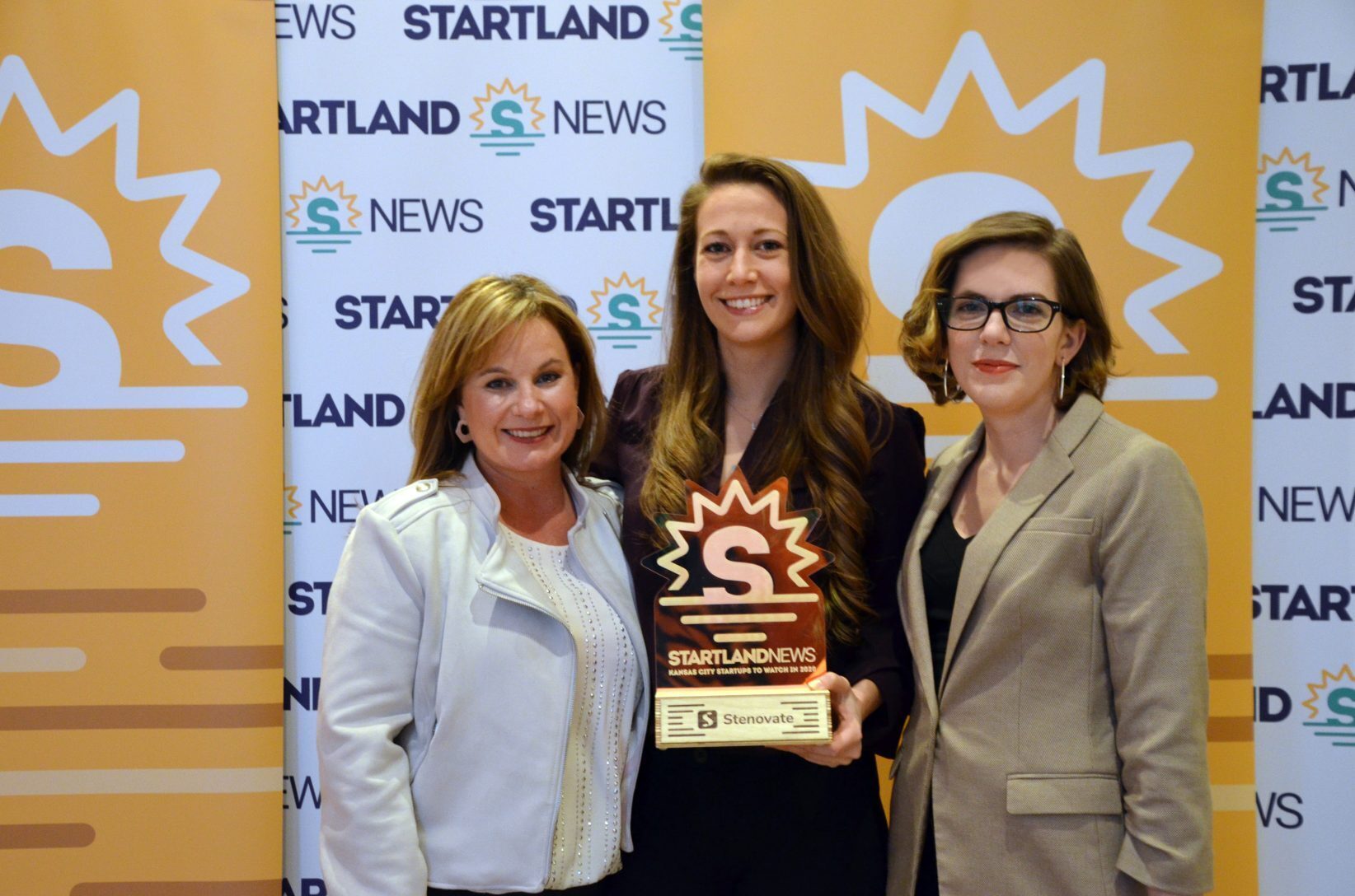 08_Stenovate_group_01