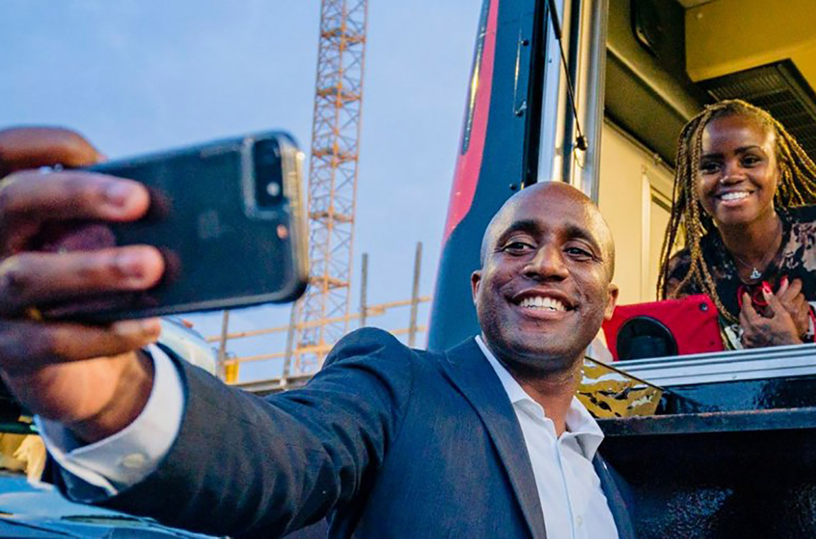 KCMO Mayor Quinton Lucas takes a selfie with Rashaun Clark, Urban Cafe food truck; Image courtesy of Mayor Lucas' twitter cover photo
