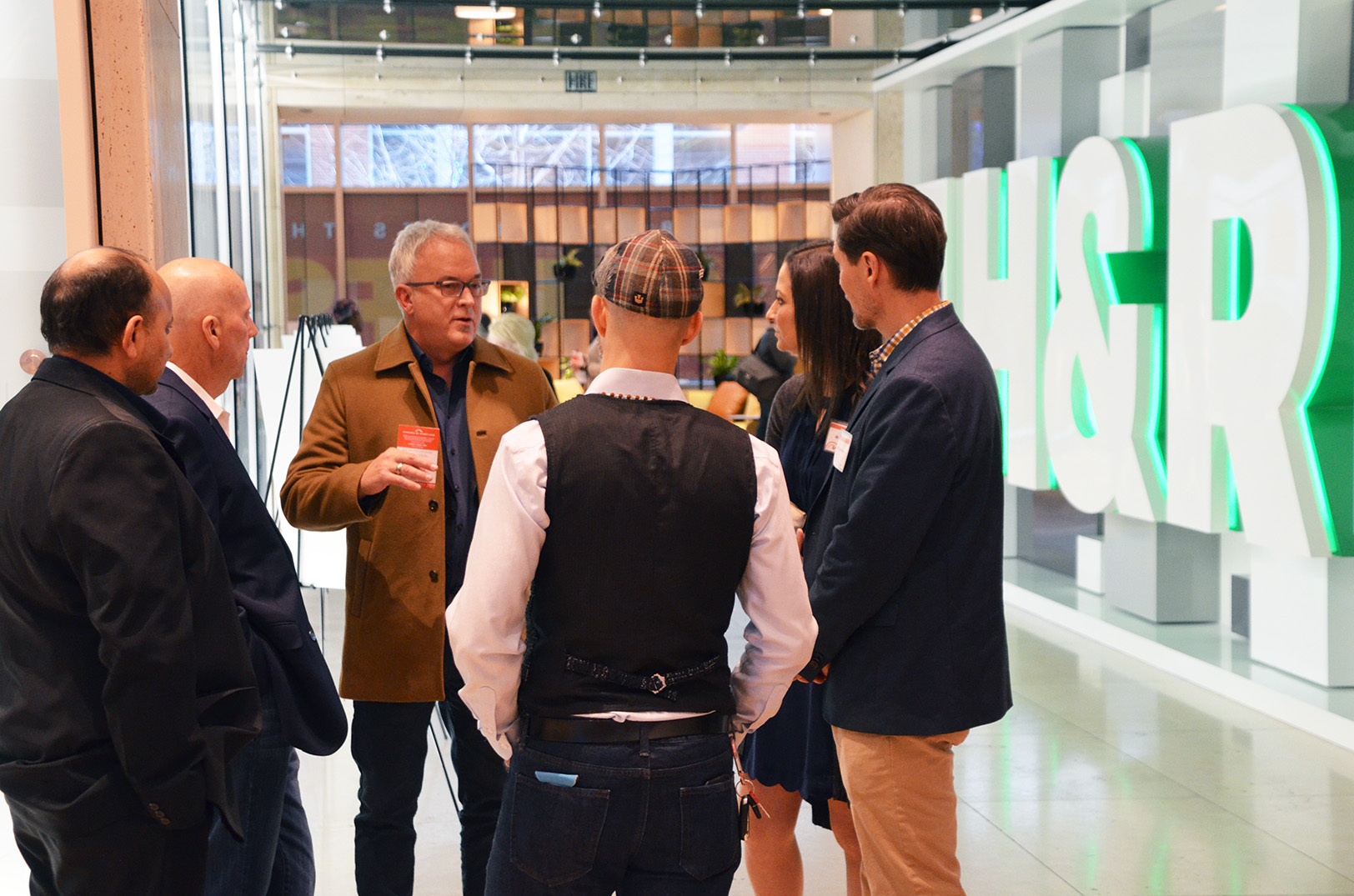 STW_2020_Happy_Hour_01