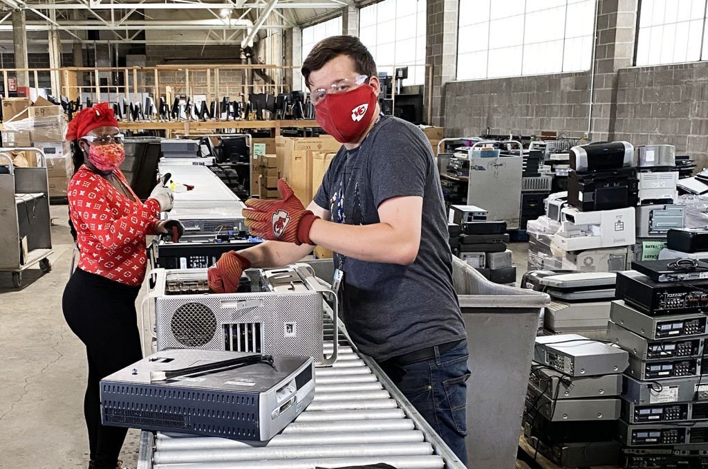 Connecting for Good; photos courtesy of Tom Esselman