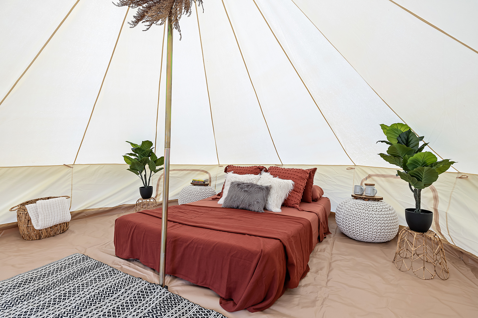 Watkins C Ranch Suite Tea 04