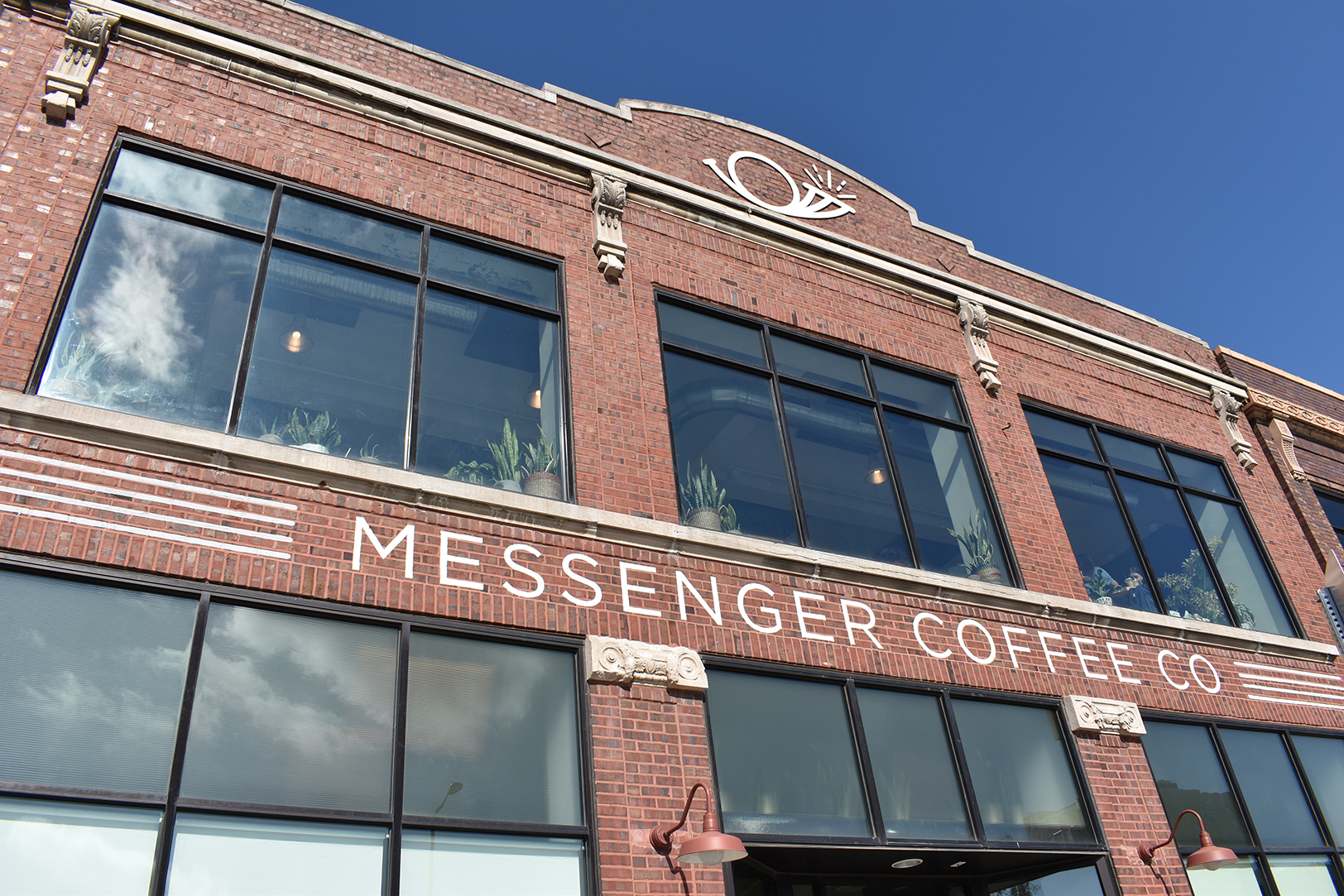 Messenger Coffee exterior 2021