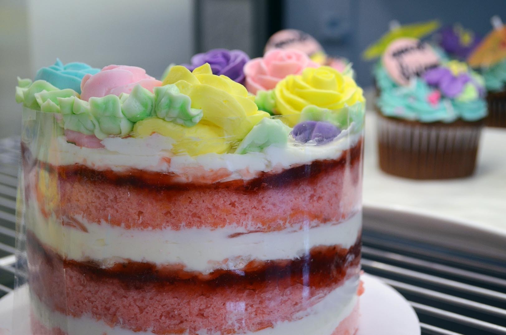 Eclairs de la Lune Confections 02