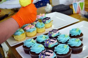 Eclairs de la Lune Confections 04