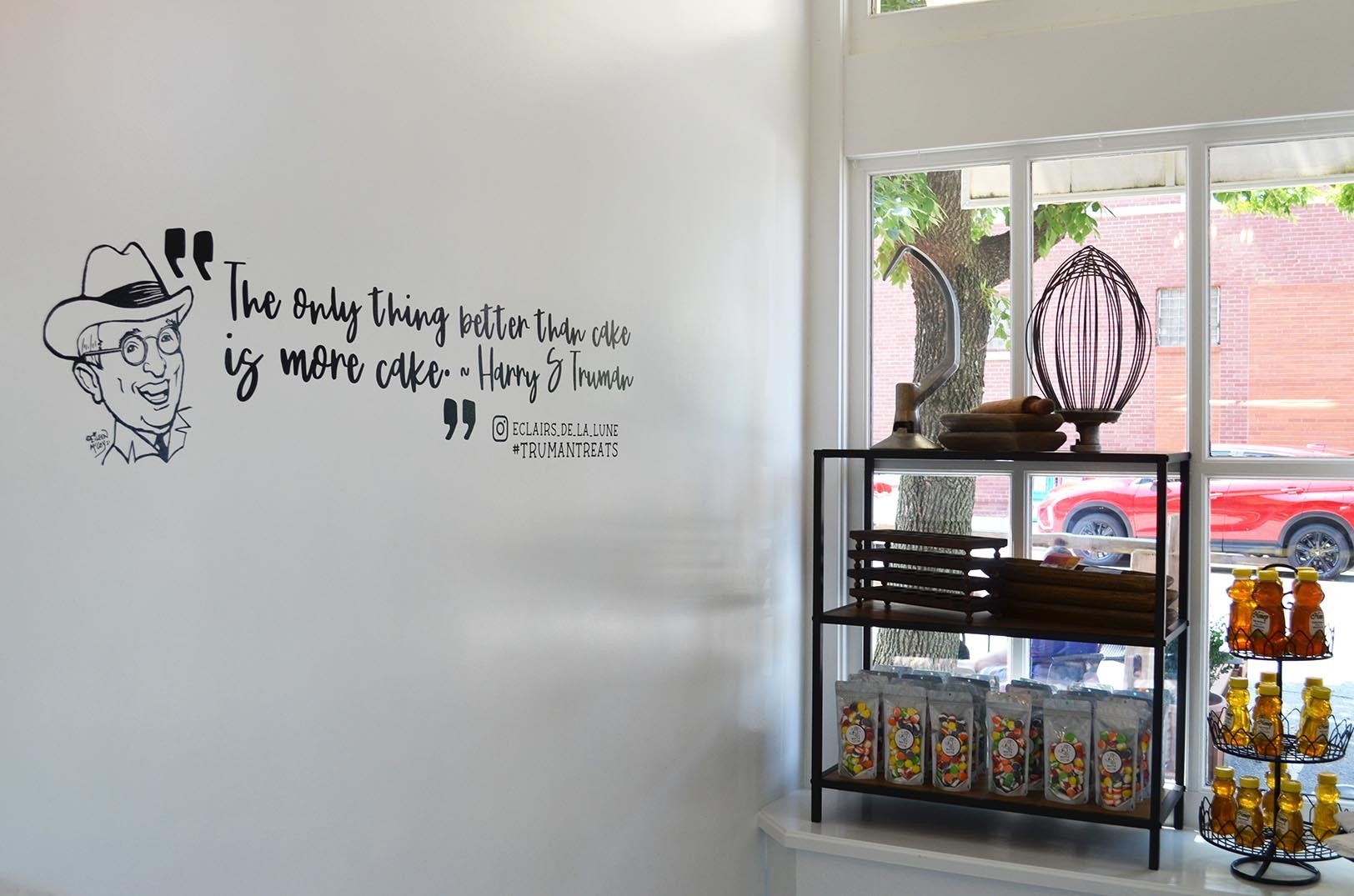 Eclairs de la Lune Interiors 01