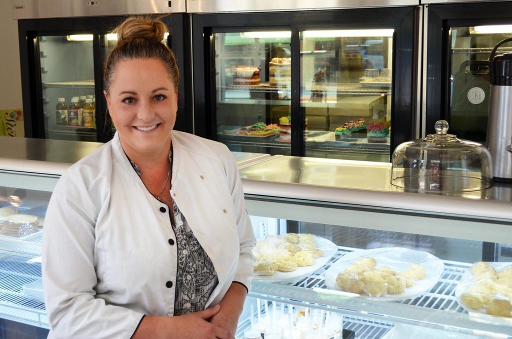 Erin Luttrell, Eclairs de la Lune