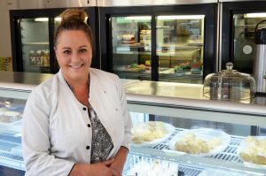 Erin Luttrell, Eclairs de la Lune