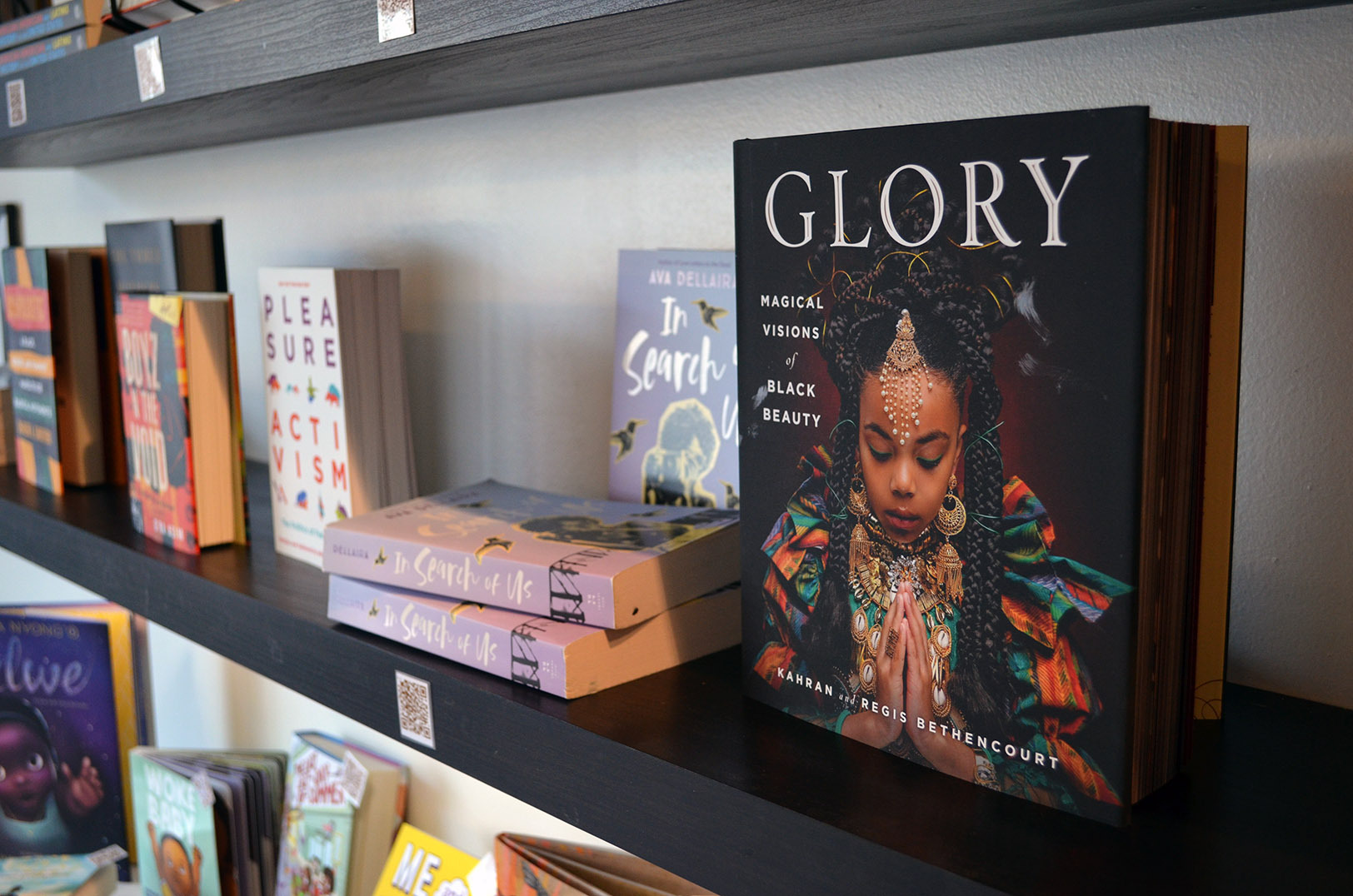 BLK + BRWN 06 BLK + BRWN