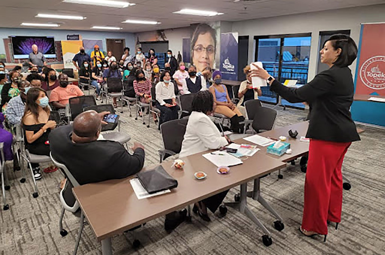 Kira Cheree, Entrepreneur Business Basics (EBB), leading a recent program in Topeka