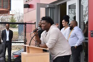 GIFT grand opening 04