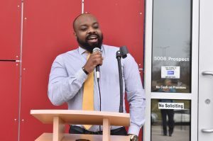 GIFT grand opening 06