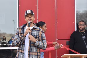 GIFT grand opening 09