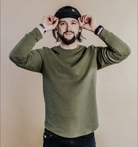 Heavy Head 04 Heavy Head; photo by Rhodana Snider