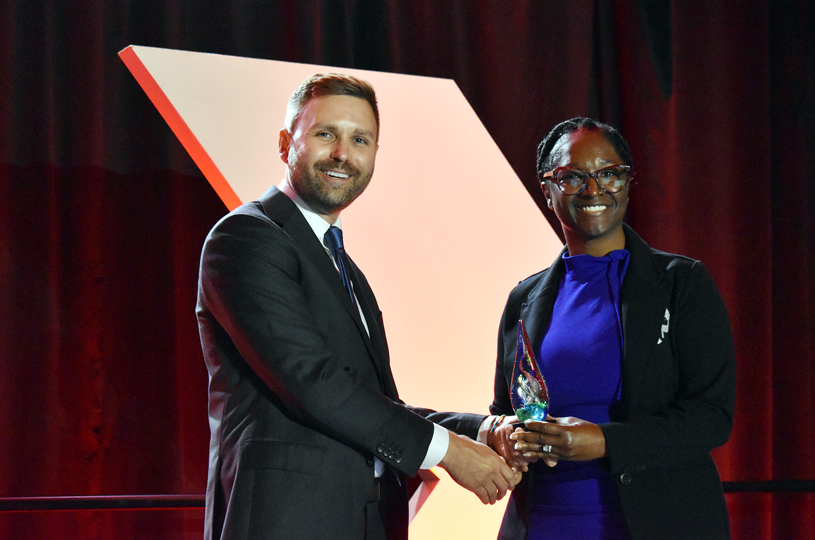 Fahteema Parrish, Parrish & Sons Construction, right, accepting the Business Equity Award at the 2022 KC Chamber Small Business Celebration; photos by Channa Steinmetz/Startland News