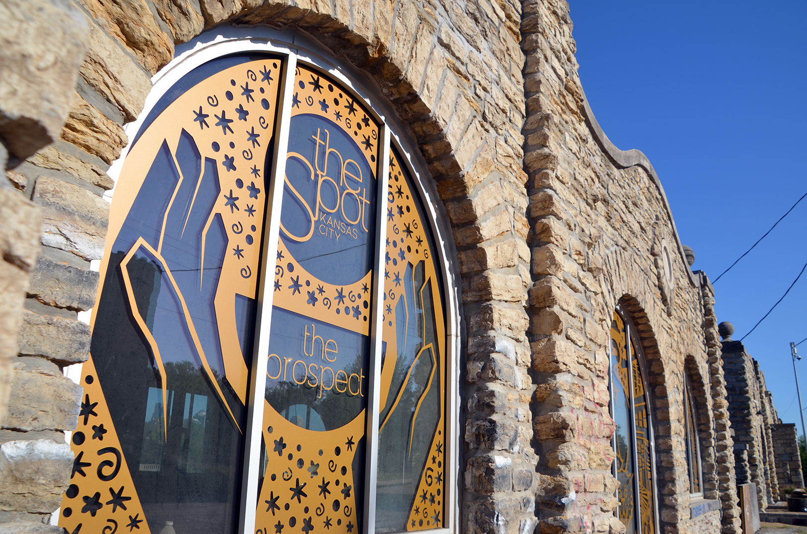 2000 Vine Street, July 2022