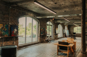 2000 Vine interior 10