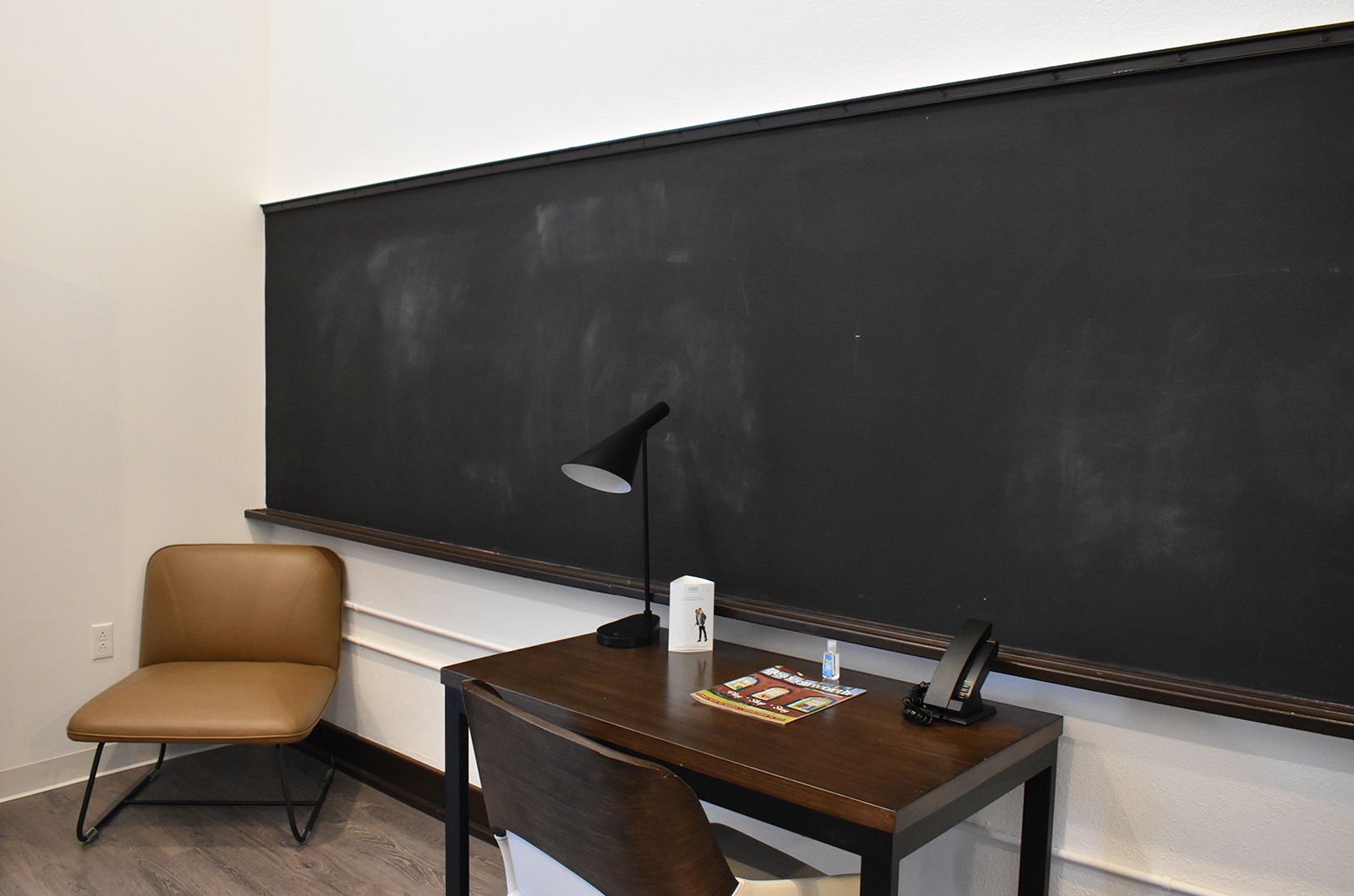 Leavenworth Local Hotel 08