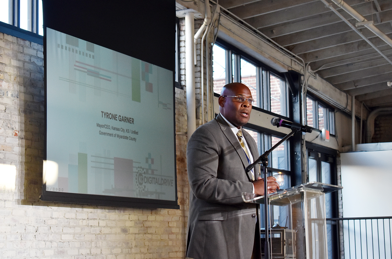 KC Digital Drive 10 year 2022 09