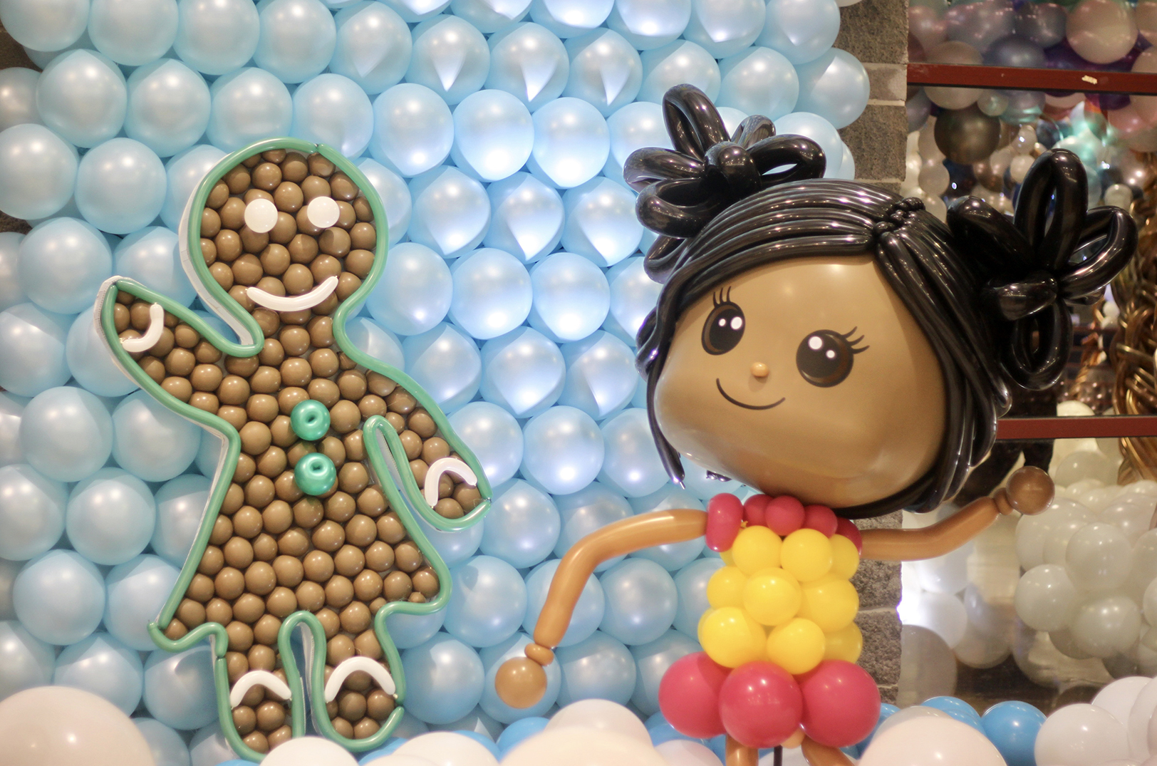 Big Balloon Build 04