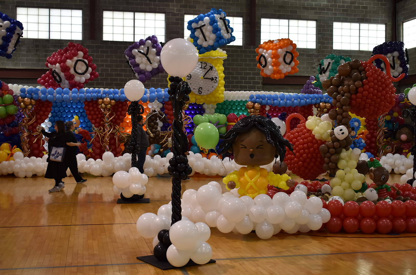 Big Balloon Build 10