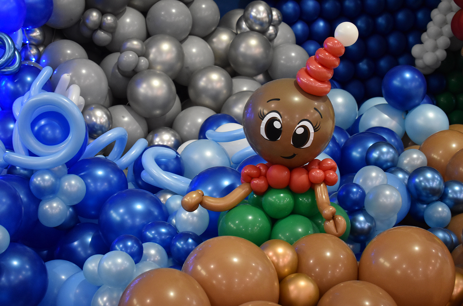 Big Balloon Build 12