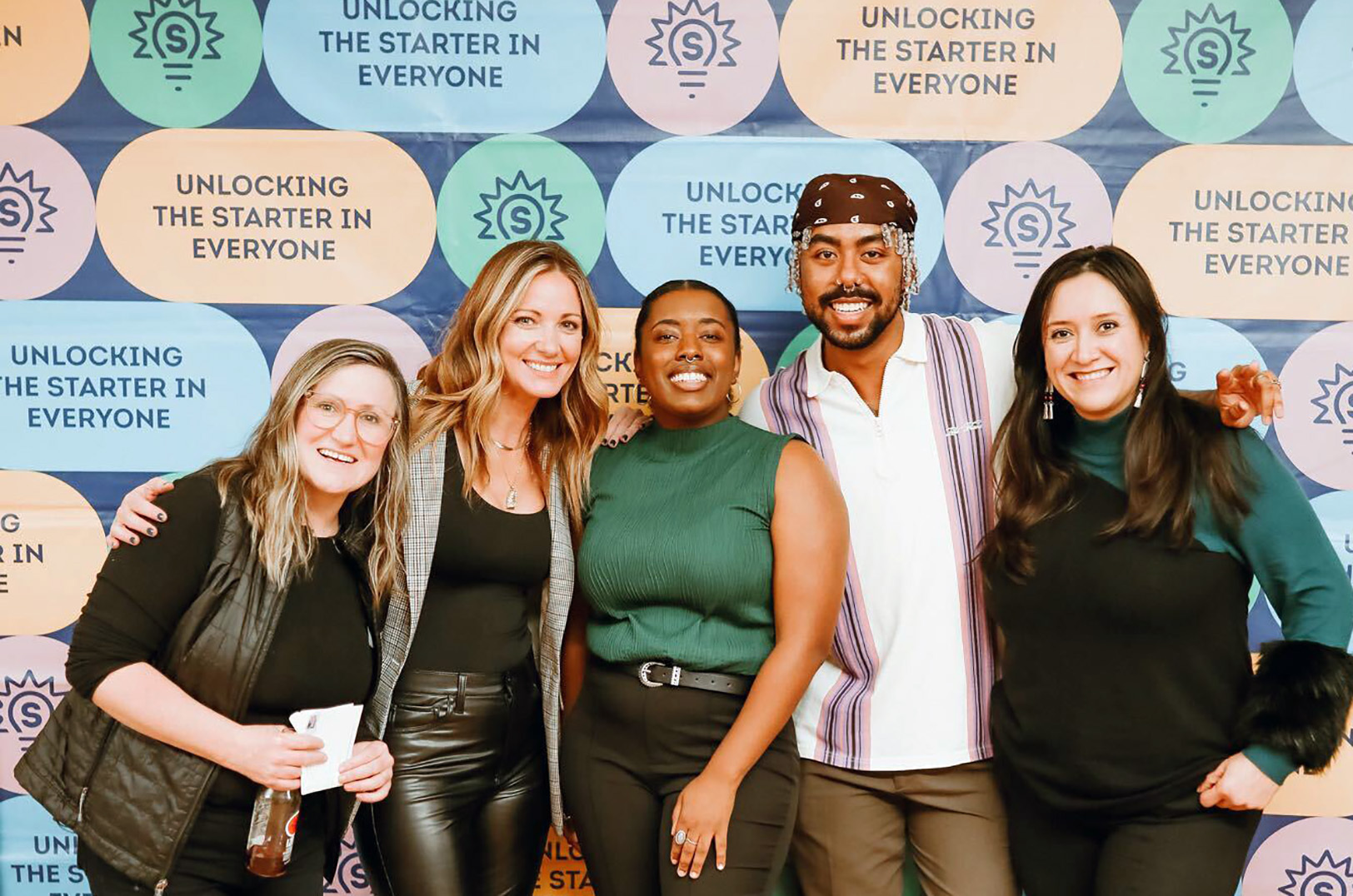 Startland Edu team Young Womxn's Holiday Exhibition