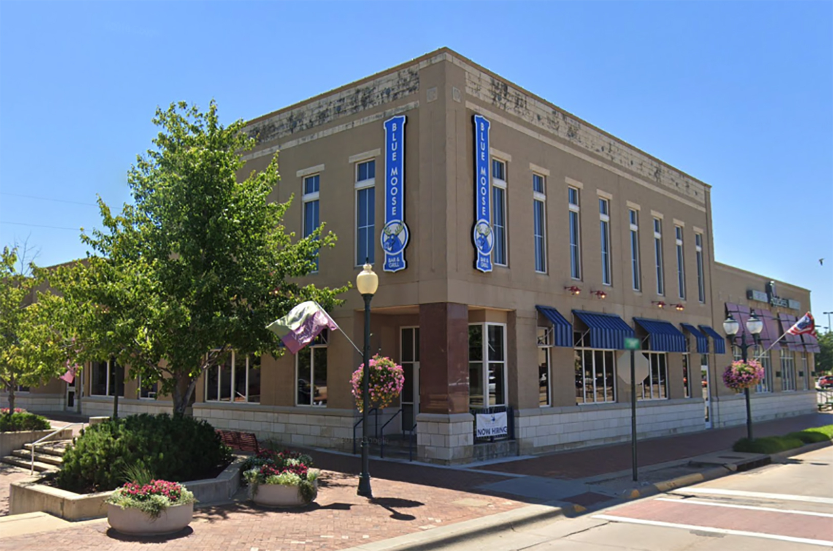 Future home of Sinkers Manhattan