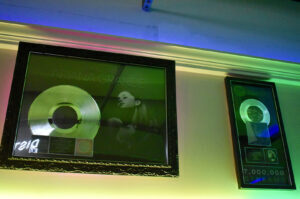 DistrKCt Multimedia DistrKCt IS Foundation 03