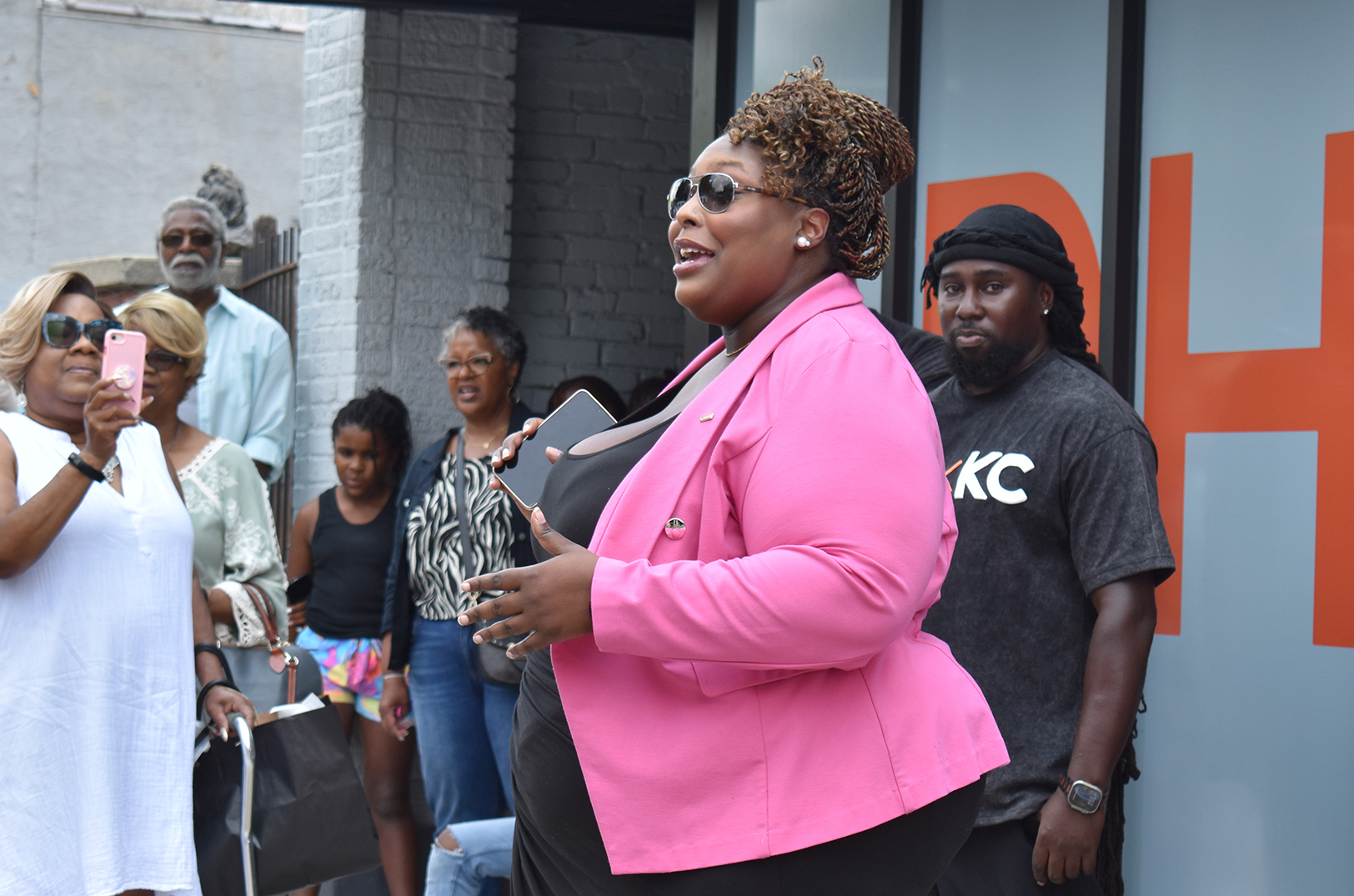 PHKC 811 Retail Incubator GO 16