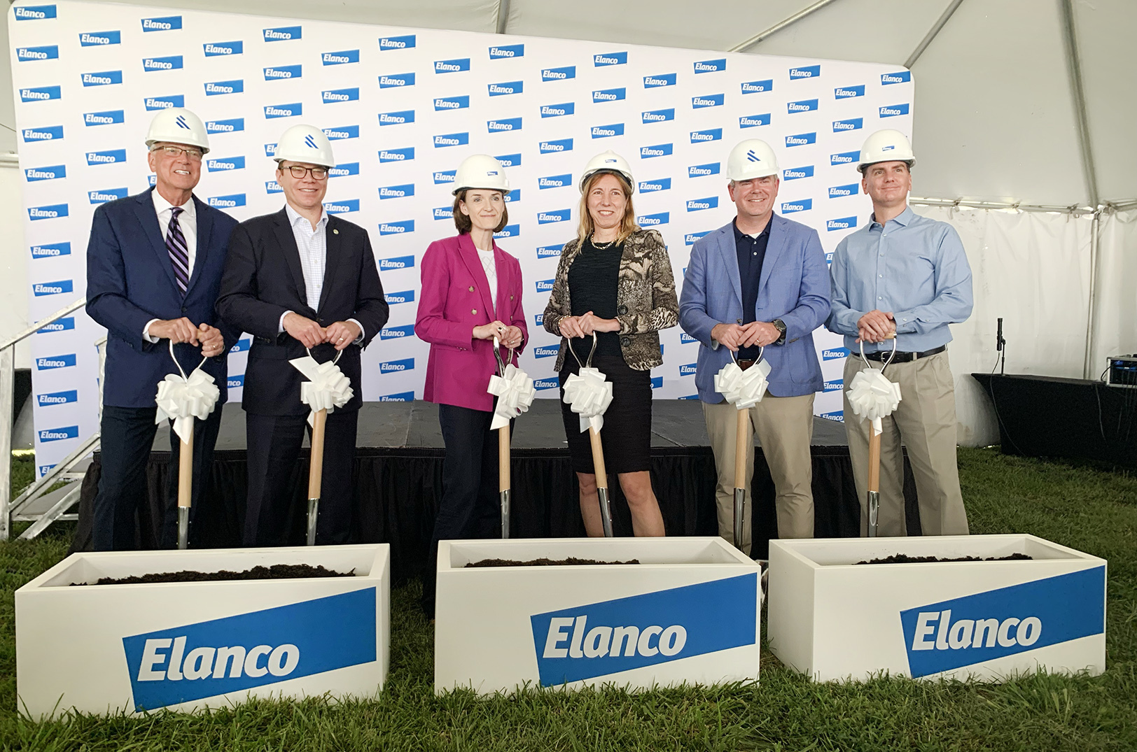 State, local and company officials pose during a ceremonial groundbreaking event at Elanco Animal Health's Elwood, Kansas, facility; photo courtesy of Kansas City Area Development Council 