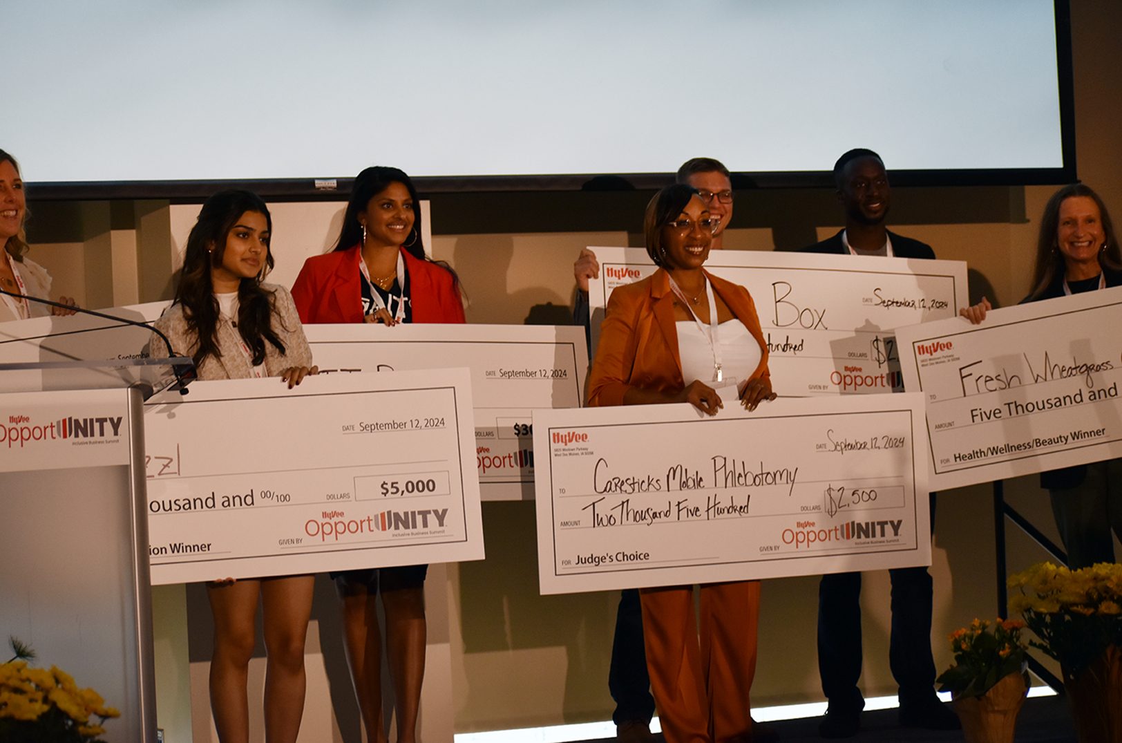 Prize winners at the 2024 Hy-Vee OpportUNITY Inclusive Business Summit; photo by Taylor Wilmore, Startland News