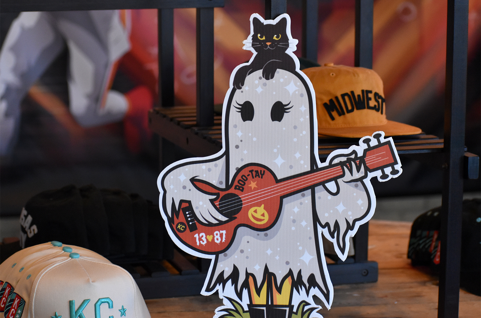 Boo-Tay MADE MOBB 01