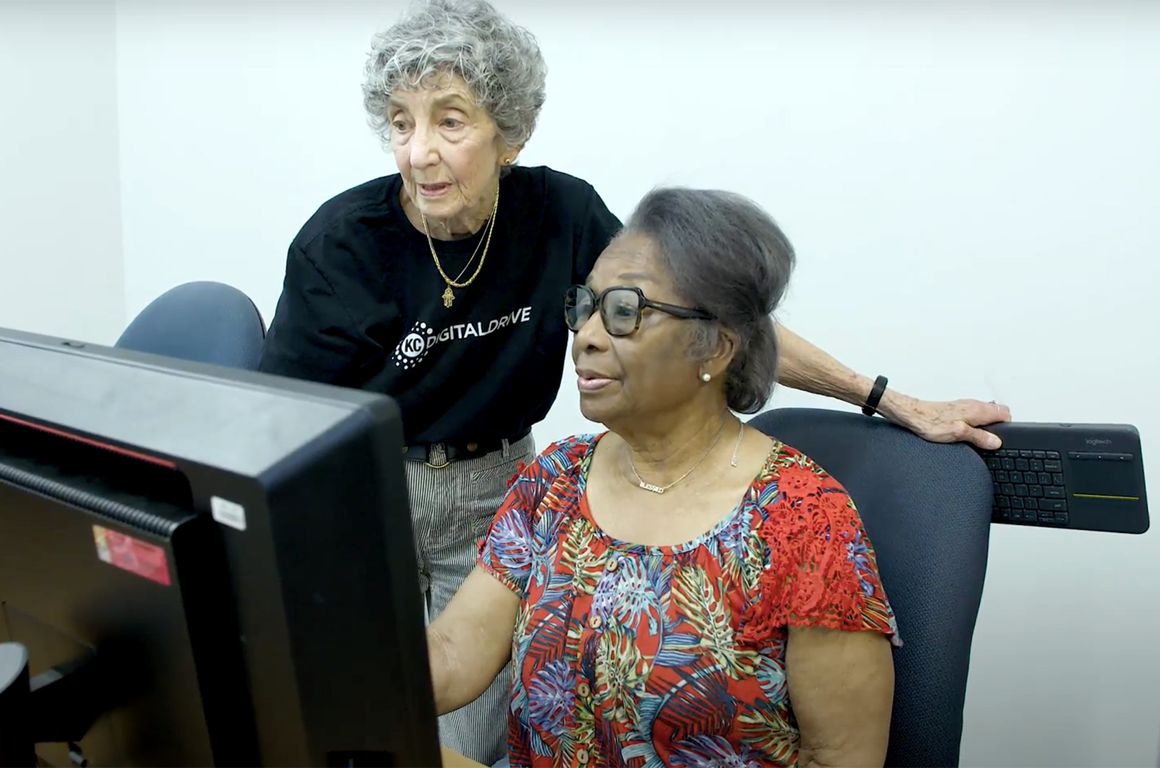 Carol Meyer, KC Digital Drive's digital skills trainer, teaches a class at LAMP; photo courtesy of KC Digital Drive