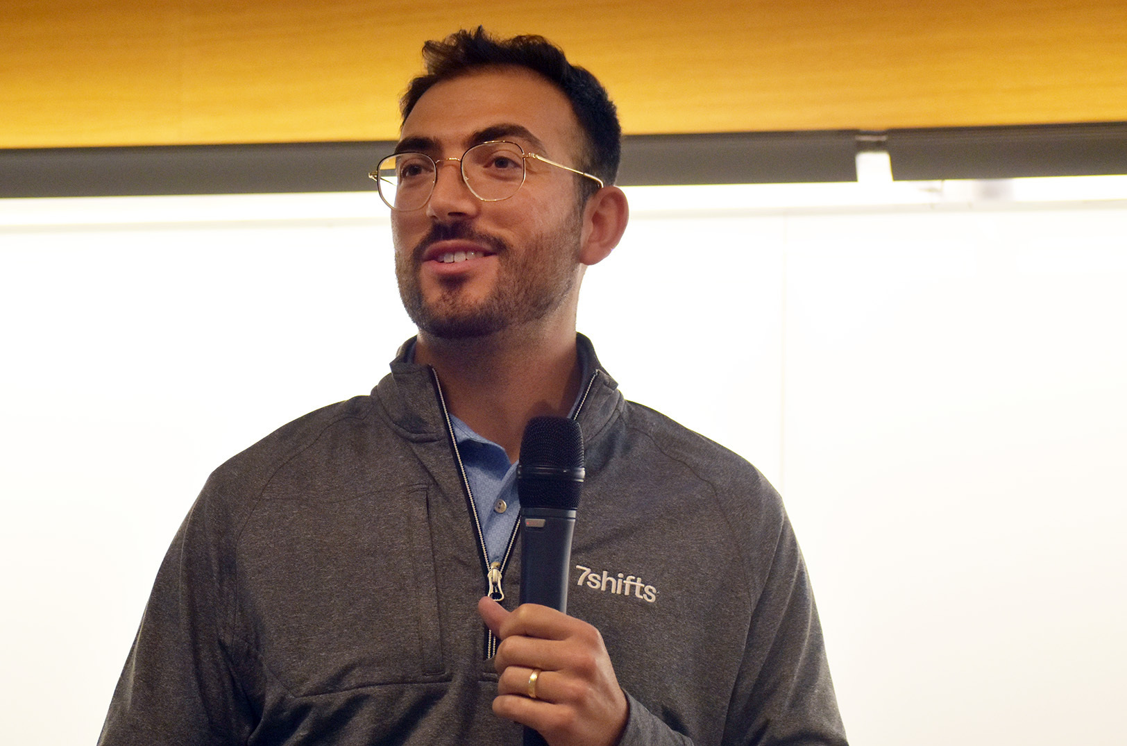 Serial entrepreneur Jeremy Terman speaks to students during UMKC’s First Tuesday Founder Series; photo by Taylor Wilmore, Startland News