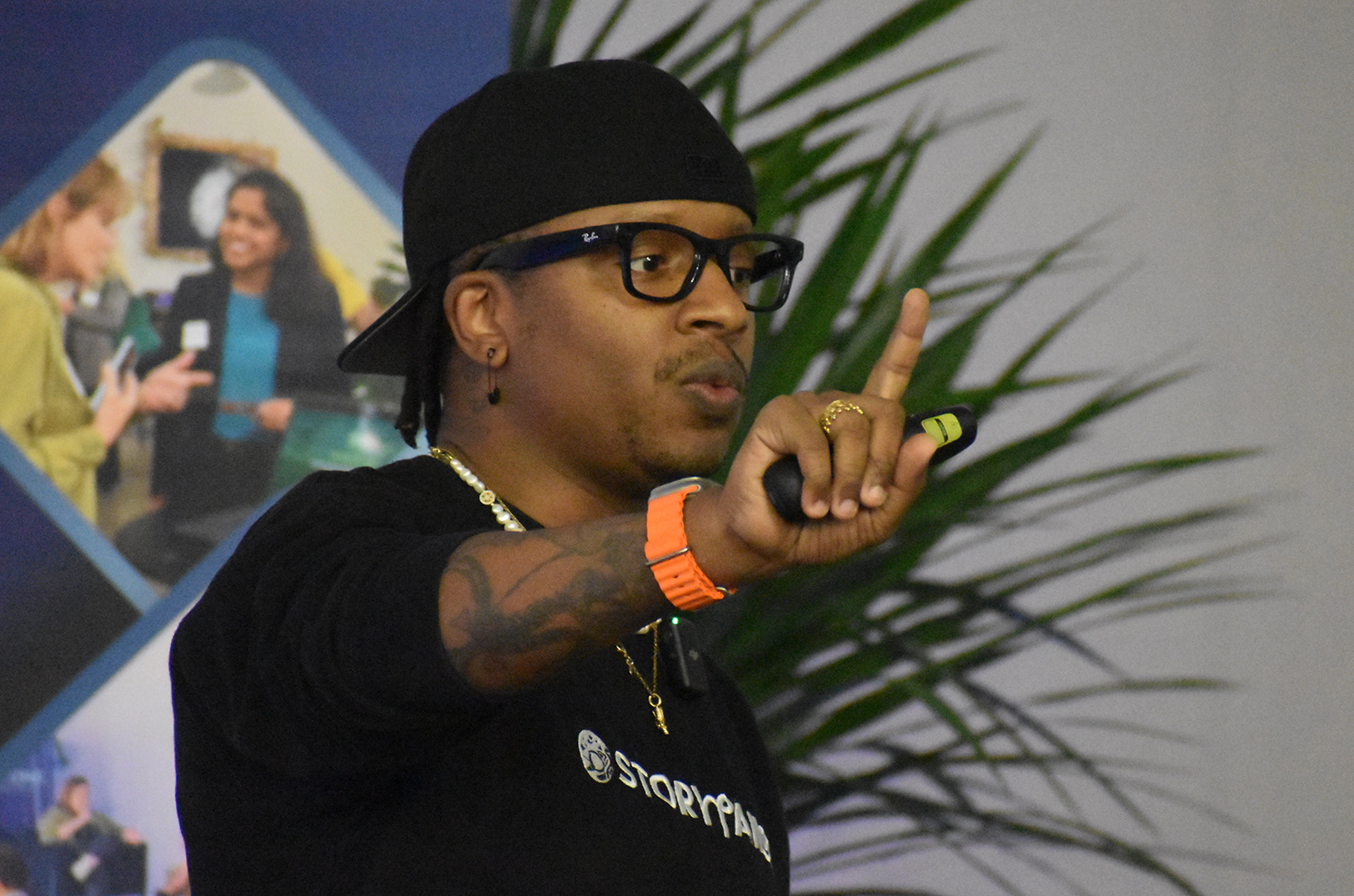 JQ Sirls, founder and CEO of Storytailor, pitches his startups recent pivot during a demo day event for LaunchKC’s Social Venture Studio; photo by Taylor Wilmore, Startland News