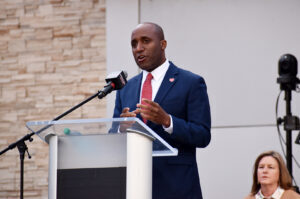 Power Light investment tw 10