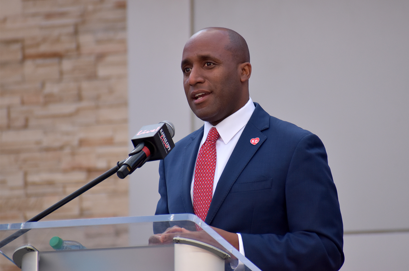 Quinton Lucas, Mayor of Kansas City, Missouri, speaks in November from the LIVE! Stage at Power & Light; photo by Taylor Wilmore, Startland News