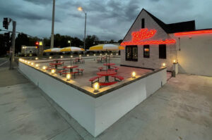 Tiki Taco exterior Troost Avenue 02