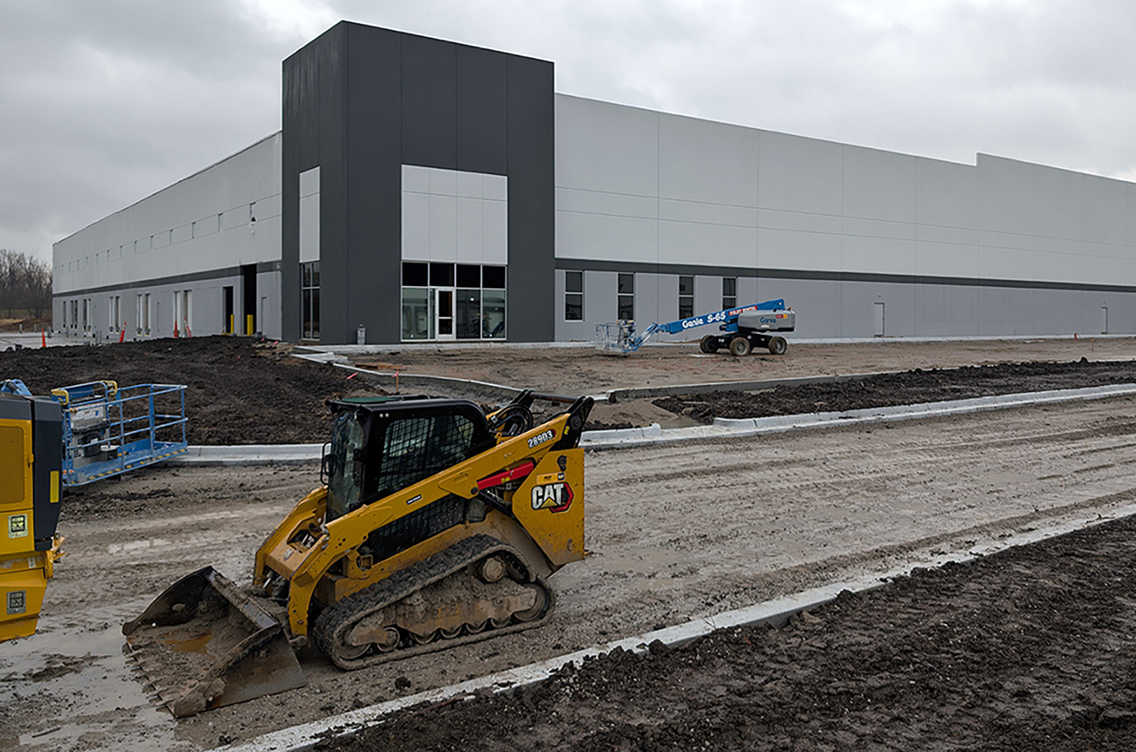 OpenStore's new Kansas City fulfillment center at the Executive Park Logistics Center, 3 2100 North Corrington Ave., Kansas City; courtesy photo