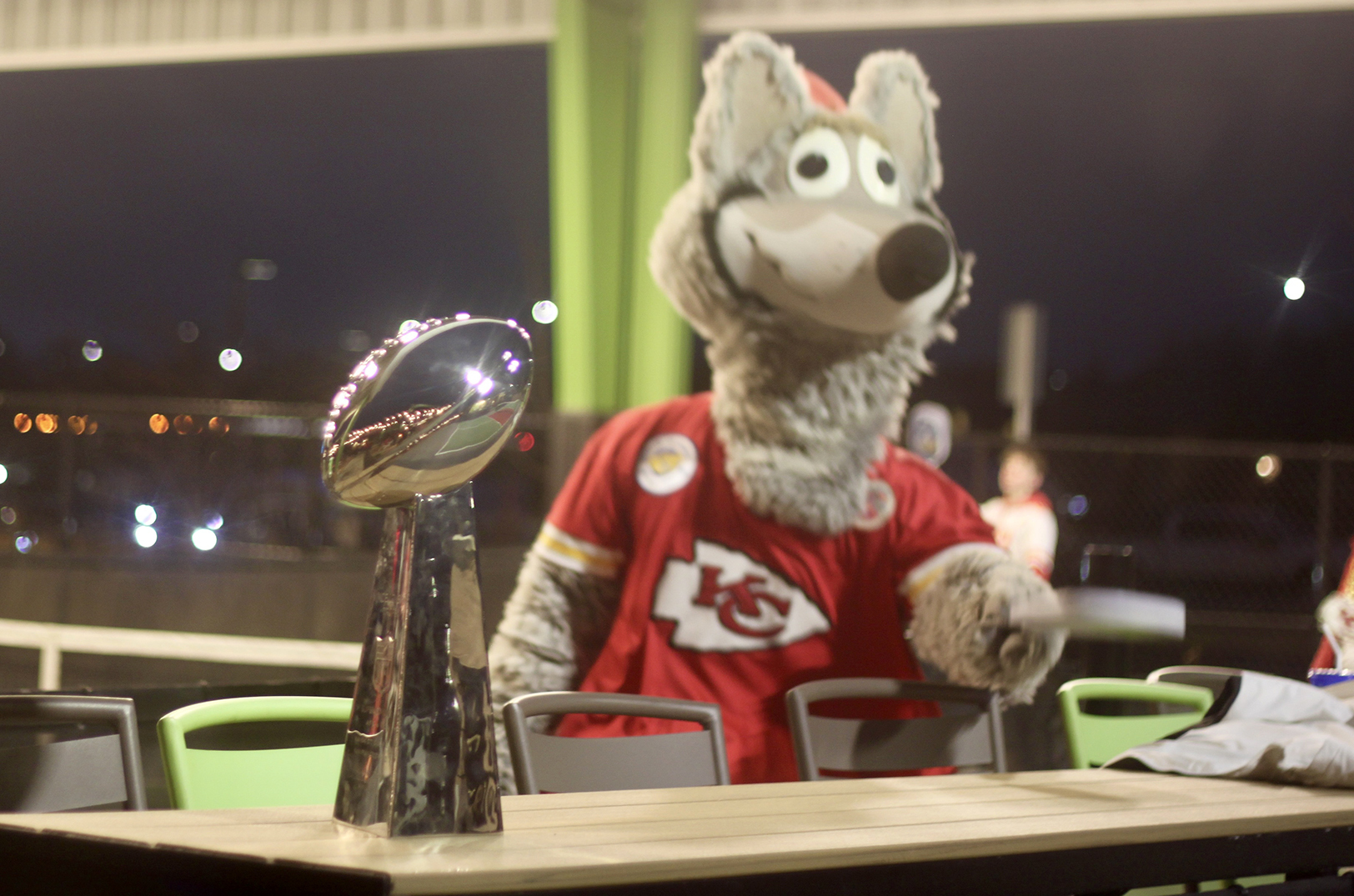 Chicken N Pickle Fox N Friends 01