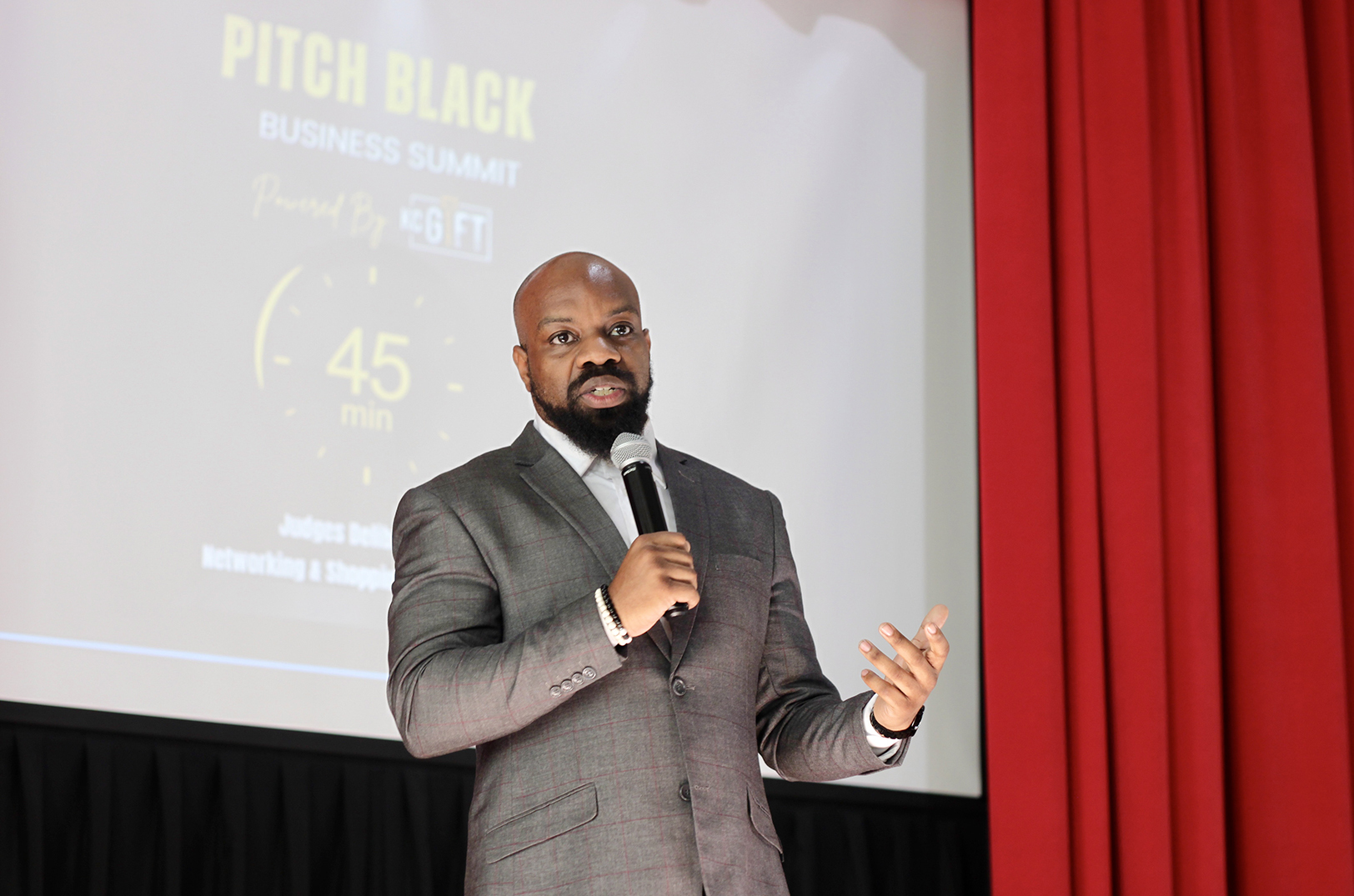 GIFT Pitch Black Brandon Calloway Kansas City GIFT no 05