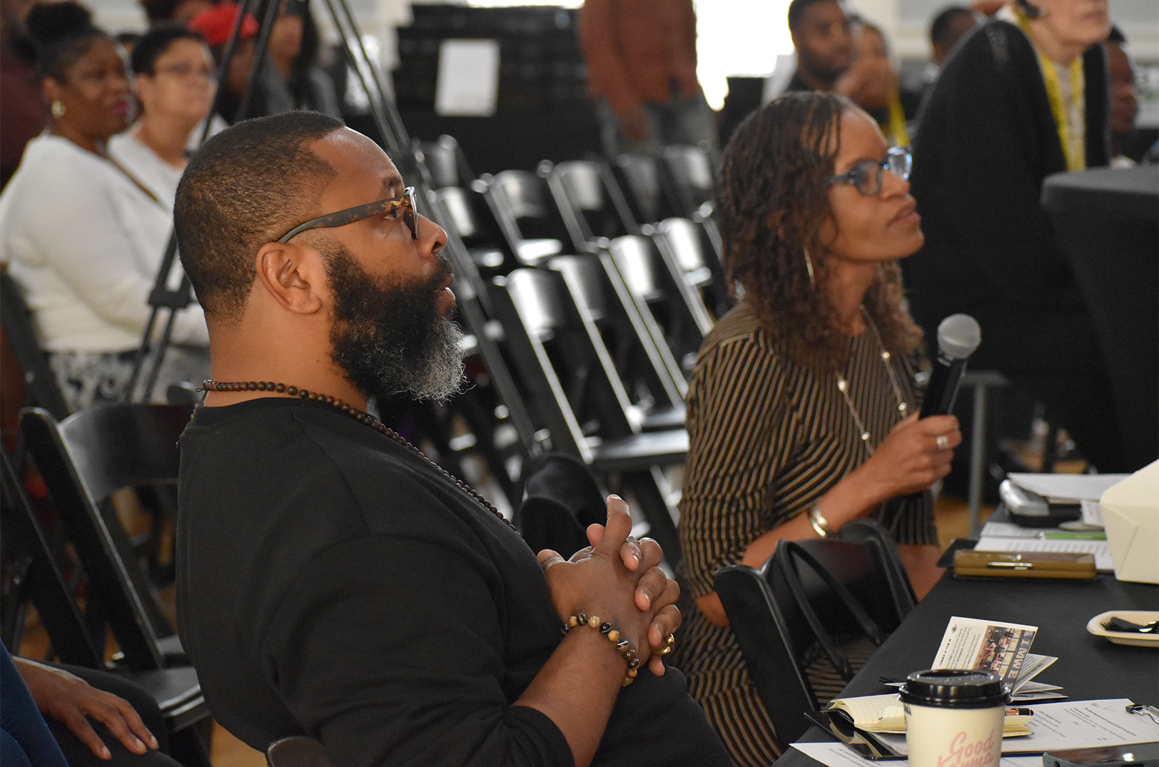 GIFT Pitch Black Judges tw 01