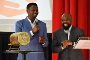 GIFT Pitch Black Olatunji Ajani Brandono Calloway tw 01